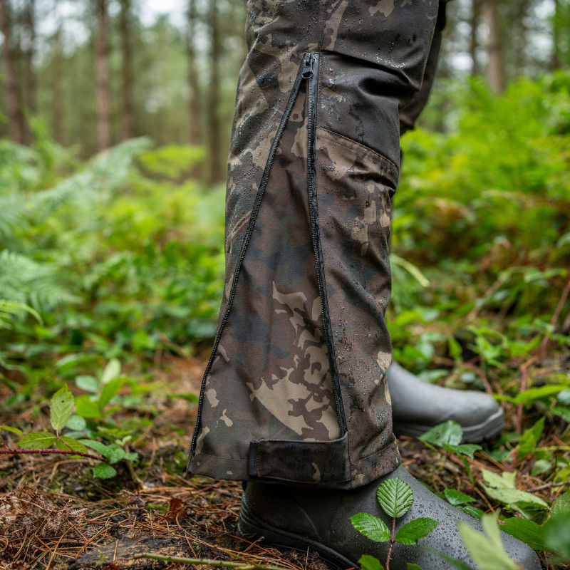 Nash Zero Tolerance Helluva Waterproof Bib & Brace Camo